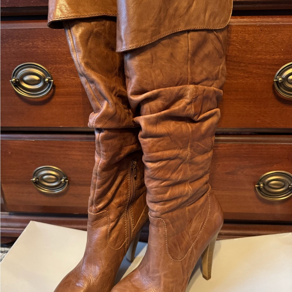 Jessica Simpson Dark Tan Veg Leather heeled boot